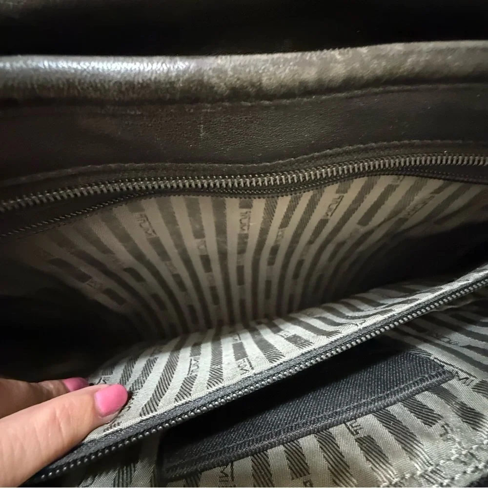 Tumi black leather expandable organizer laptop briefcase